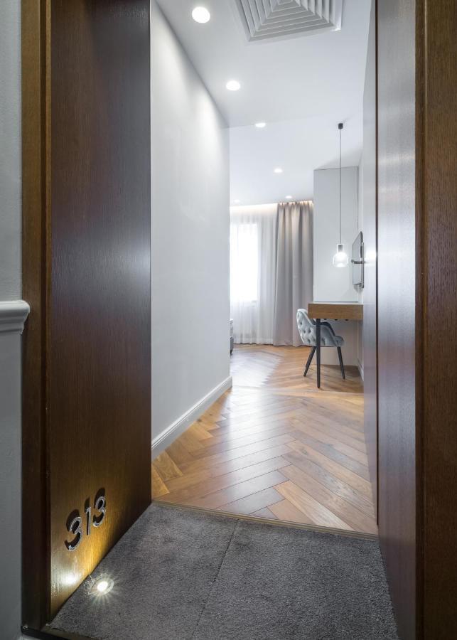 Budapest Eye- Boutique Suites, By Bqa Ngoại thất bức ảnh